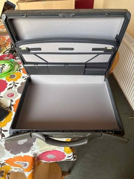 Photo of free Samsonite Briefcase (Loudwater HP10) #2