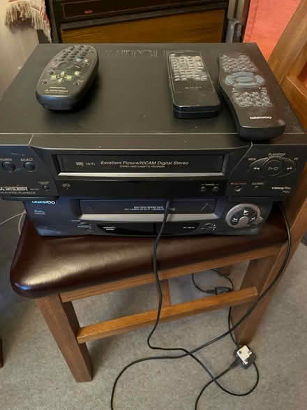 Photo of free 2 video players/ recorders (Merrow GU1) #1