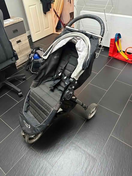 Photo of free Baby jogger push chair (Great Preston WF10) #2