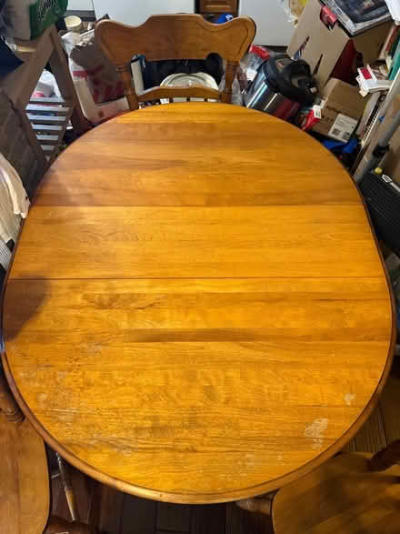 Photo of free Kitchen/dining table with 4 chairs (Central Scarborough) #4