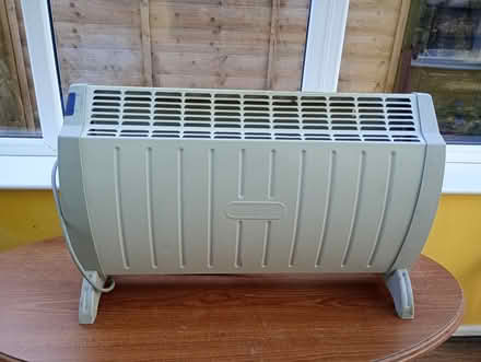 Photo of free Delonghi electric radiator (OX4 Greater leys) #1