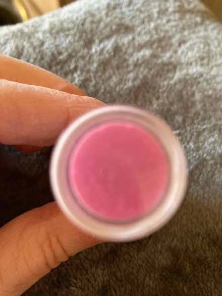 Photo of free Bright pink lipstick 💄 (Woking) #2