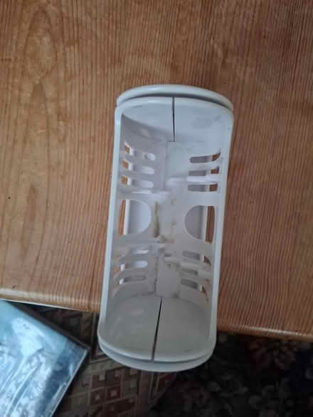 Photo of free Soap dish/rack (wall-mountable option) (Harrogate HG1) #3