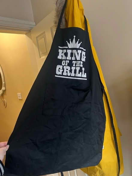 Photo of free King of the grill bbq/cooking apron (Mount Pleasant ST4) #1