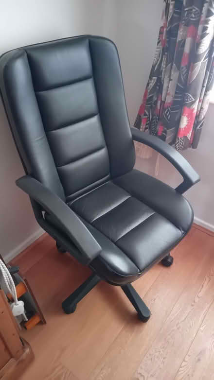 Photo of free Black office chair (Garden City OX5) #1