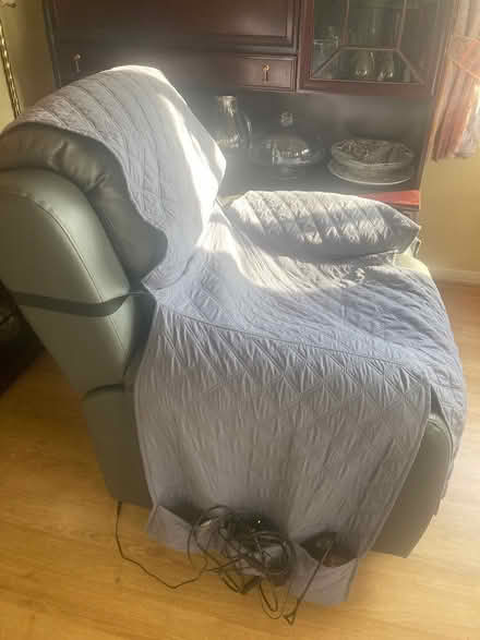 Photo of free Electric chair (south oxhey watford WD19) #2