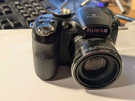 Photo of free Fujifilm FinePix S2980 Camera (Langside G41) #2