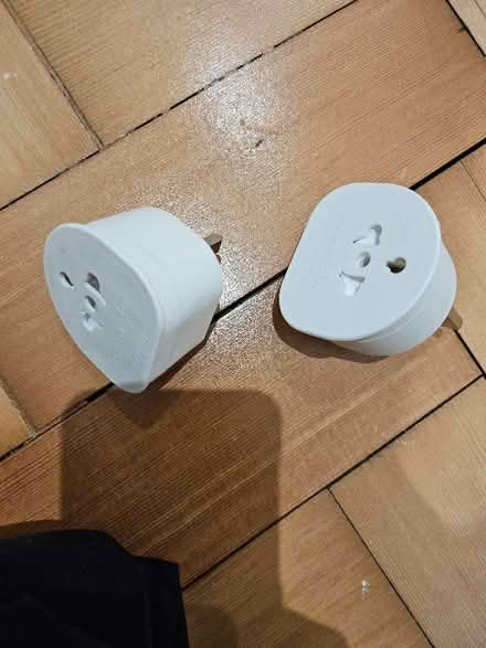 Photo of free USA- UK plug adaptors (Ladywood B16) #1