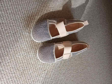 Photo of free Clarks shoes - size 4 (Henley in Arden B95) #2