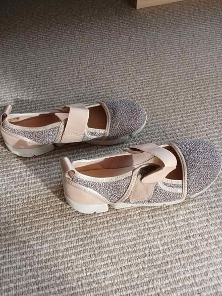 Photo of free Clarks shoes - size 4 (Henley in Arden B95) #1