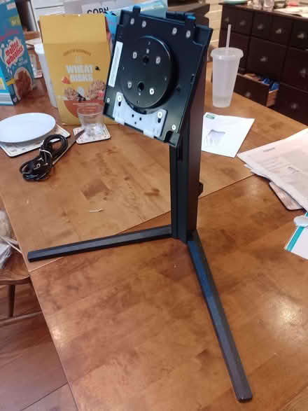 Photo of free Monitor stand (Wheatley OX33) #1