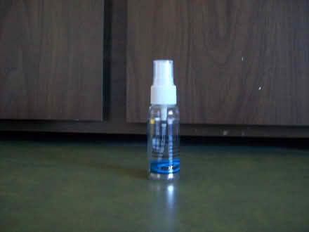 Photo of free Empty 1oz spray bottles (59th Ave/Greenway Rd) #1