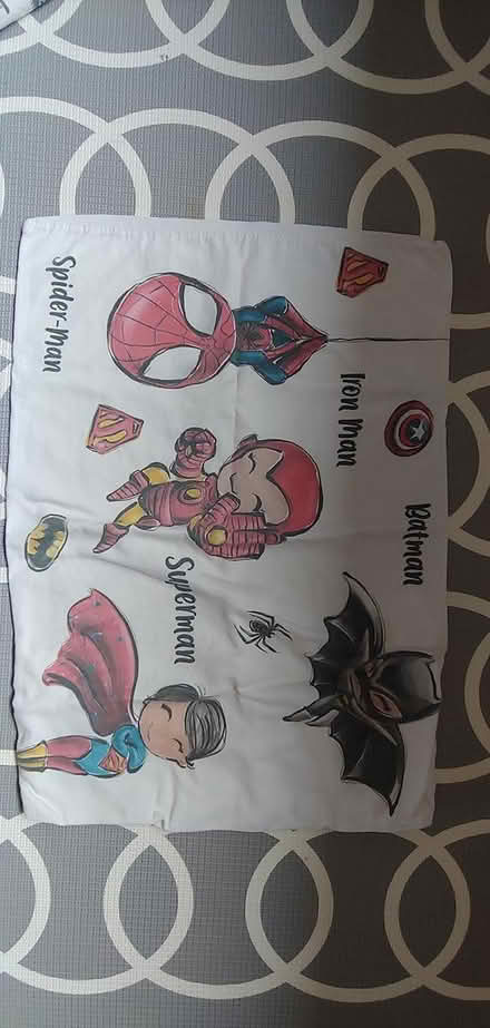 Photo of free Superhero sheet & pillowcase (Columbia, Clemens Crossing) #2