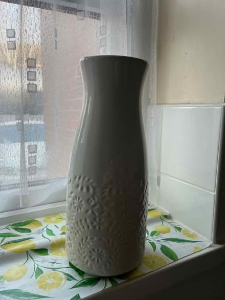 Photo of free Vase (AL2) #1