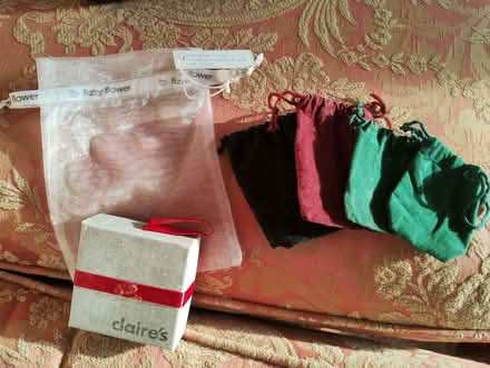 Photo of free Empty jewellery box/bags (Crowthorne RG45) #1