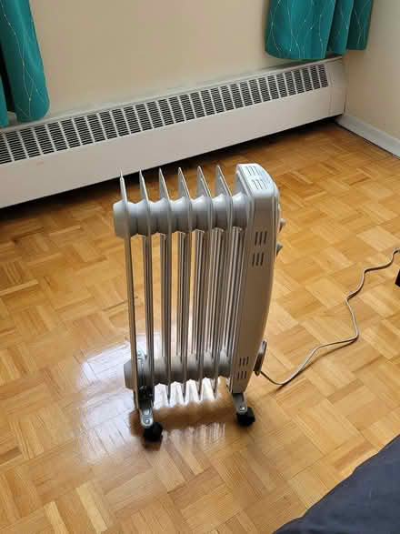 Photo of free Space heaters (two) (Bay and Bloor) #1