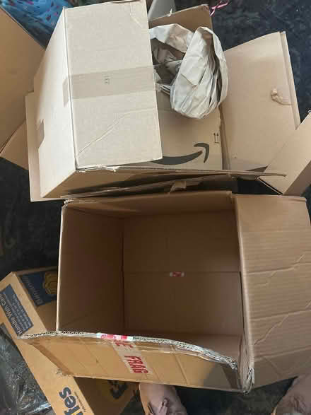 Photo of free Clean cardboard boxes (NG6) #2