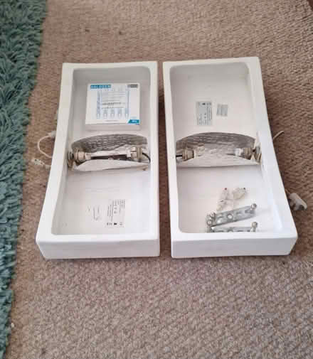 Photo of free X2 Wall Lights (Markfield, Leicestershire LE67) #3