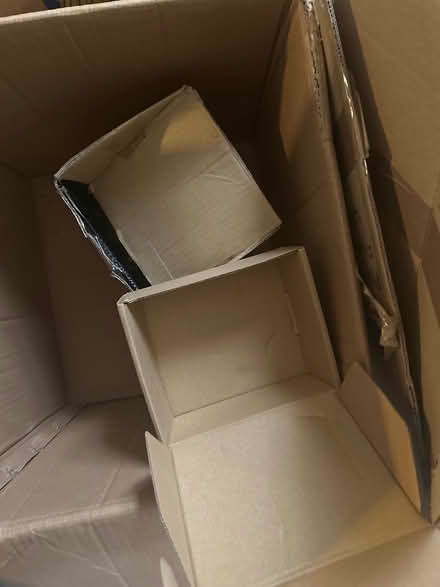 Photo of free Clean cardboard boxes (NG6) #3