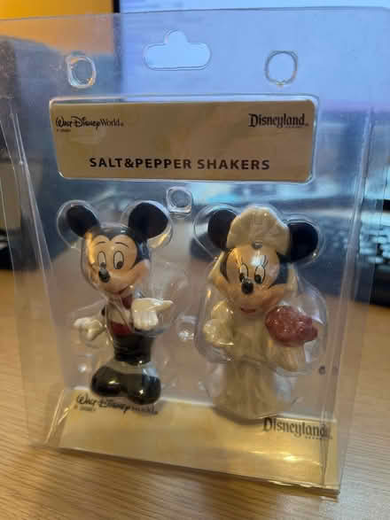 Photo of free Mickey Mouse Salt & Pepper Shakers (SW4) #1