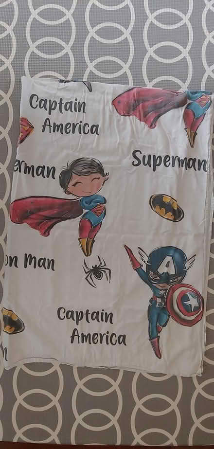 Photo of free Superhero sheet & pillowcase (Columbia, Clemens Crossing) #1