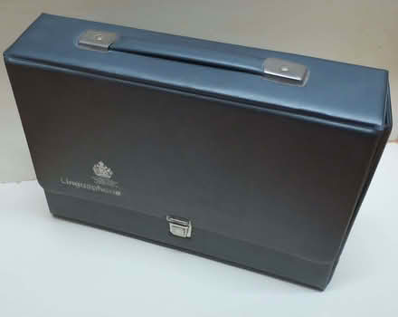 Photo of free A4 Document folder/case (Knighton LD7) #3