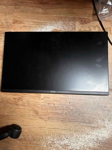 Photo of free Dell screen - broken (Ramsbottom BL0) #1