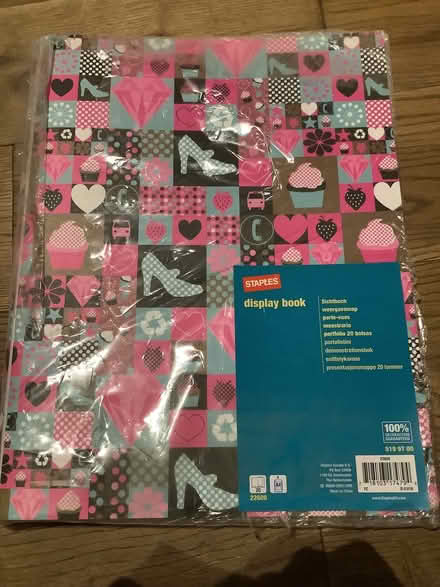 Photo of free A4 display book, 20 pockets (Brampton S40) #1