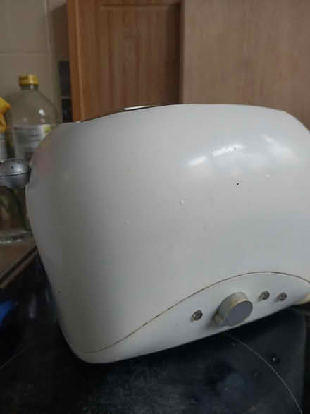 Photo of free toaster (Kingsholm GL1) #1