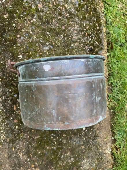 Photo of free Old copper planter. Hemel (Hemel Hempstead HP1) #1