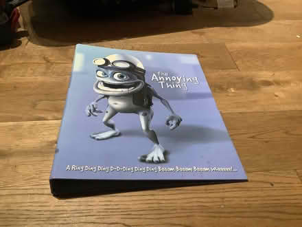 Photo of free A4, The Annoying Thing, ring binder file, 2 ring. (Brampton S40) #1