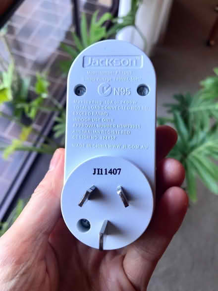 Photo of free Wall Adaptor/Charger with USB ⚡ (Mount Waverley) #2