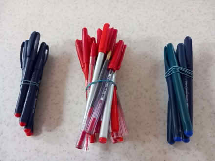 Photo of free Ballpoint and rollerball pens (Woodley RG5) #1