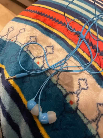 Photo of free Old earphones x 2 (Corstorphine EH12) #1