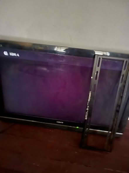 Photo of free Sony Bravia Tv (Benhall GL51) #1