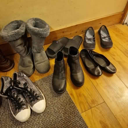 Photo of free Womens Shoes UK 7 (Linden GL1) #1