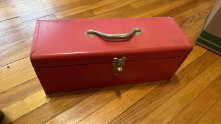 Photo of free toolbox (Chevy Chase DC) #1