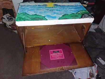 Photo of free Writing desk (BD3 Otley Road Bradford) #1