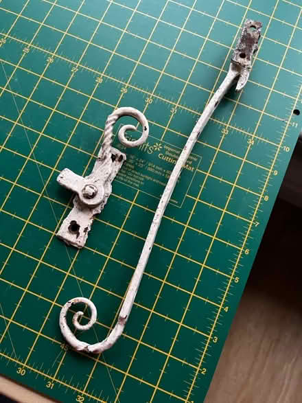 Photo of free “vintage” window catch & hold open (BH14) #2