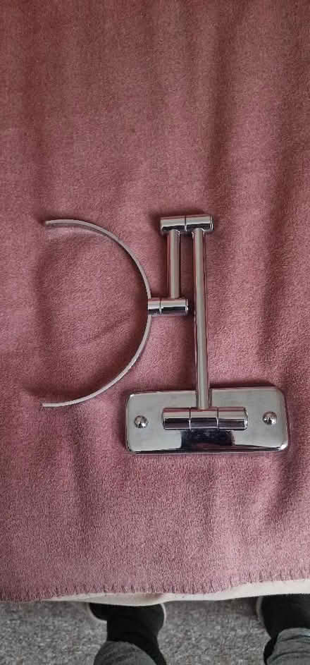 Photo of free Mirror holder (Walthamstow E17) #1