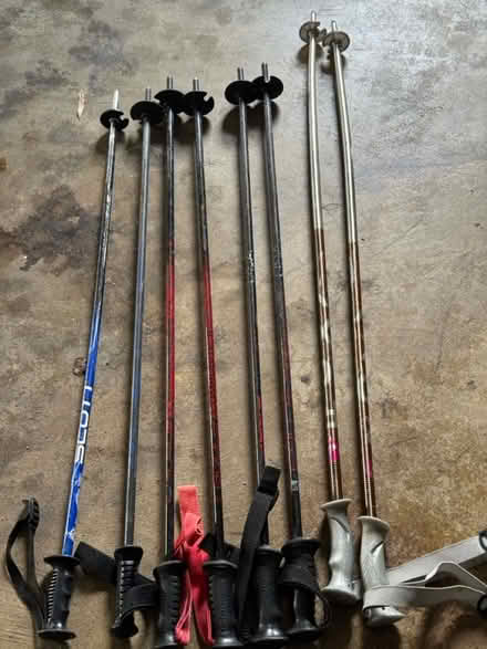 Photo of free Ski poles (McLean 22101) #1