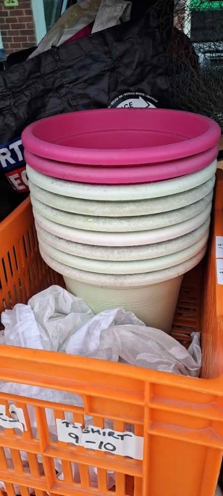 Photo of free Flower pots (Churchdown) #1