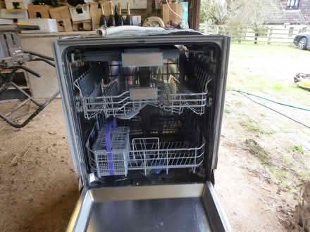 Photo of free Beko Dishwasher, works but not very well (IP12) #2