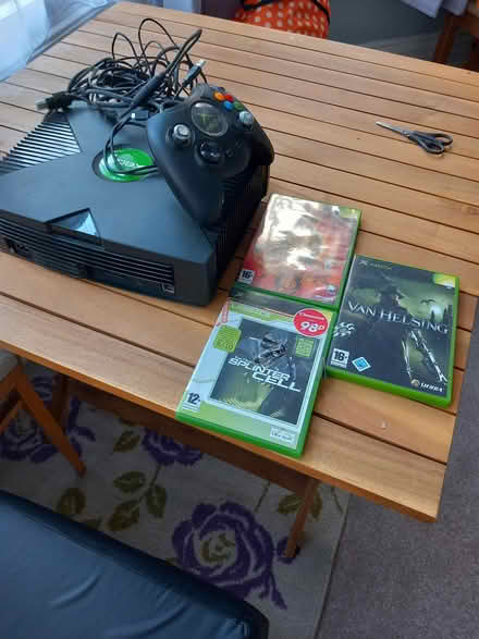 Photo of free X box (Catsfield TN33) #1