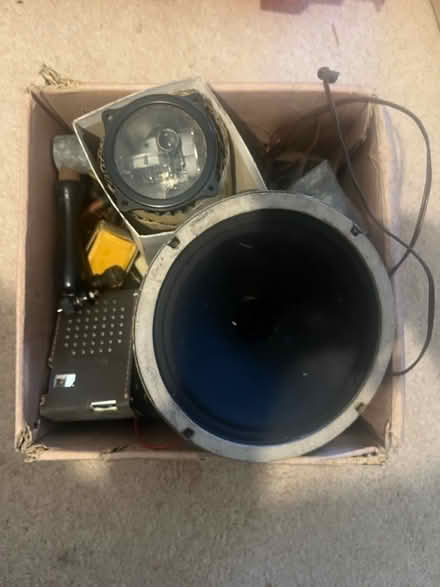 Photo of free Vintage Radios and Components (Cuddington CW8) #1