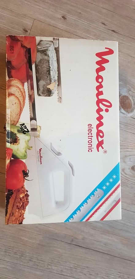 Photo of free Electric carving knife (Horley) #2