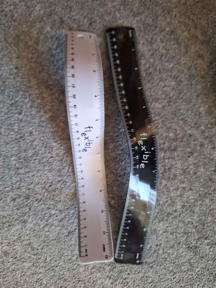 Photo of free rulers (Penwortham Lane PR1) #1