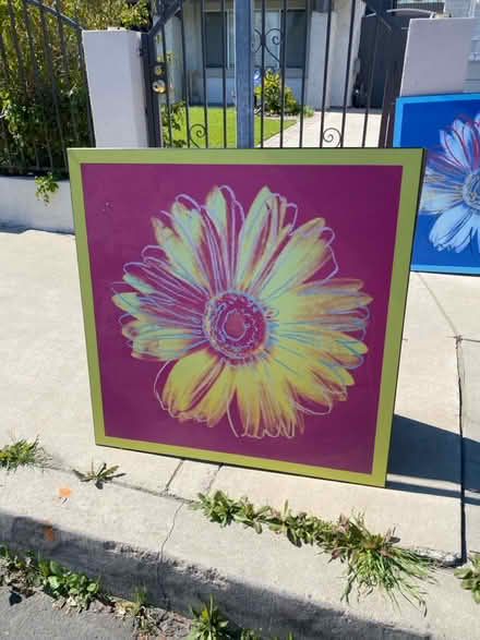 Photo of free LG flower pop art (Sun Valley / North Hollywood) #1