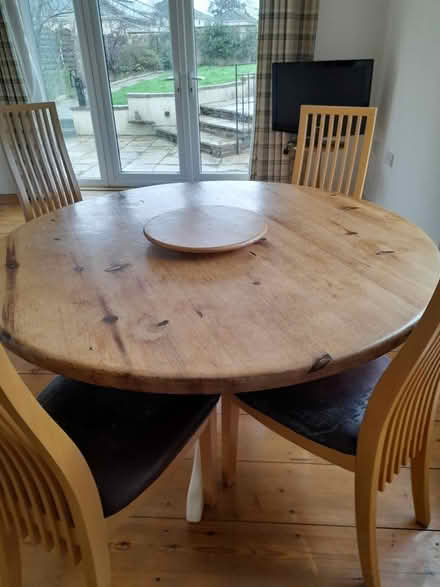 Photo of free Circular wooden table (BS16) #1