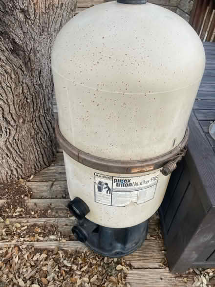 Photo of free DE pool filter (Leon springs) #2